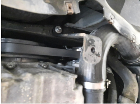 Scut motor metalic VW Jetta 2005 - 2011 [7]
