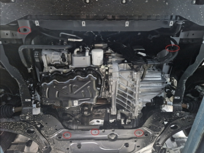 Scut Motor Metalic VW Transporter T7 (2023 - Prezent) [4]
