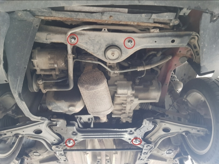 Scut Motor Metalic VW Vento (1991 - 1999) Protecție Profesională 2mm Karmaster [4]