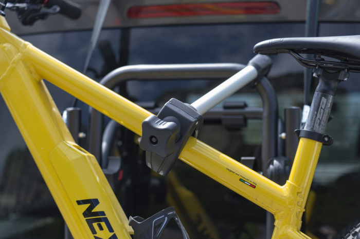 Suport biciclete Menabo Cobra 3 Plus pentru 3 biciclete cu prindere pe haion [2]