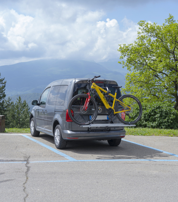 Suport biciclete Menabo Cobra 3 Plus pentru 3 biciclete cu prindere pe haion [3]