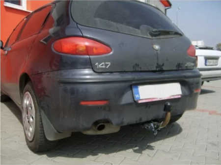 Cârlig Remorcare Auto-Hak AL 37A - Alfa Romeo 147 (2000+) - Sistem Automat cu Manetă [1]