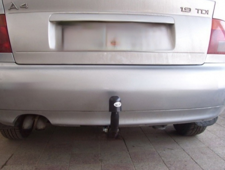 Carlig remorcare Audi A4 B5 fabr. 1994 - 2000 marca Autohak [3]