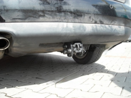 Carlig remorcare Audi A4 B6 2000 - 2004 demontabil automat cu maneta marca Autohak [5]
