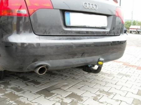 Carlig remorcare Audi A4 B6 2000 - 2004 demontabil automat vertical marca Autohak [4]