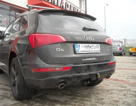 Carlig remorcare Audi Q5 dupa 2008 marca Autohak [3]