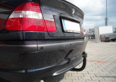 Carlig remorcare BMW Seria 3 E46 1998 - 2005 demontabil automat vertical marca Autohak [6]