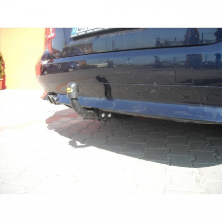 Carlig remorcare BMW seria 5 E60/E61 dupa 2003 marca Autohak [3]