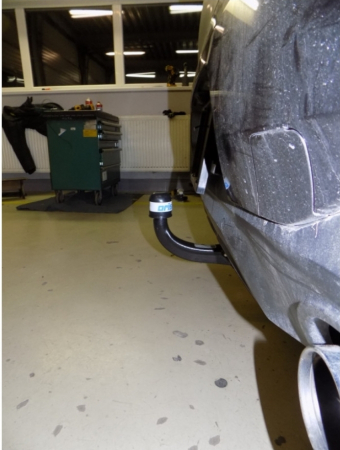 Carlig remorcare BMW X2 dupa 2018 vertical cu cheie marca Bosal [4]
