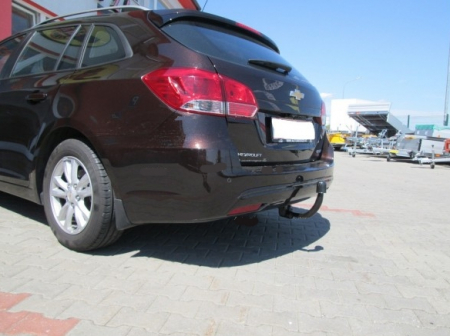 Carlig remorcare Chevrolet Cruze SW dupa 2012 vertical cu cheie marca Autohak [3]