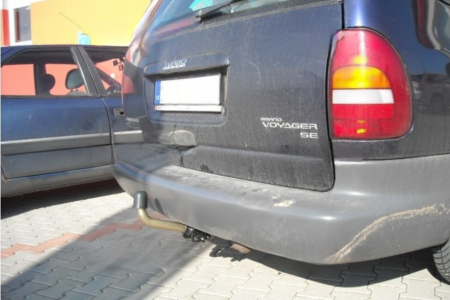 Carlig remorcare Chrysler Voyager 1996 - 2001 demontabil automat cu maneta marca Autohak [1]