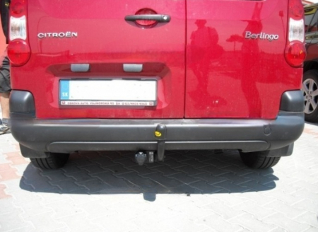 Carlig remorcare Citroen Berlingo dupa 2008 marca Autohak [3]