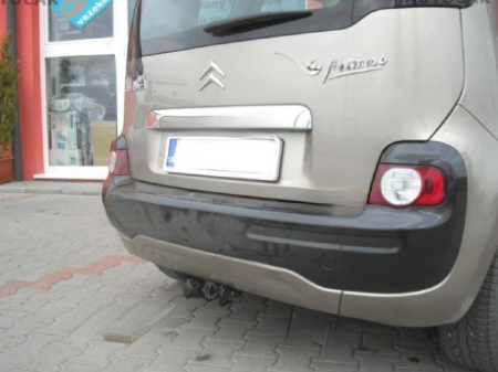 Carlig remorcare Citroen C3 Picasso dupa 2009 demontabil automat cu maneta marca Autohak [5]