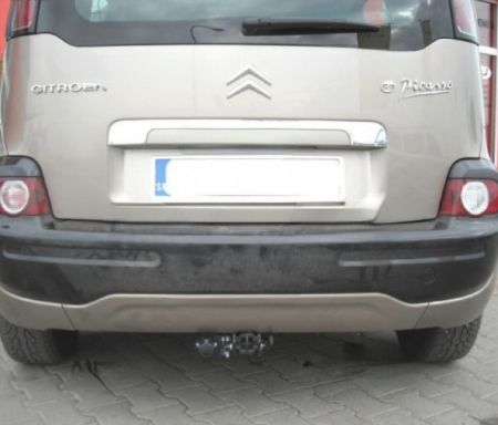 Carlig remorcare Citroen C3 Picasso dupa 2009 demontabil automat cu maneta marca Autohak [3]