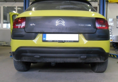 Carlig remorcare Citroen C4 Cactus dupa 2014 vertical cu cheie marca Autohak [7]