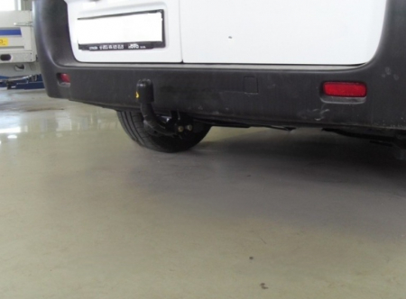 Carlig remorcare Citroen Jumpy dupa 2006 marca Autohak [5]