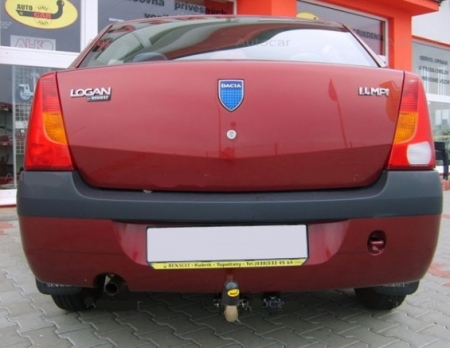 Carlig remorcare Dacia Logan berlina 2004 - 2012 demontabil automat cu maneta marca Autohak [2]