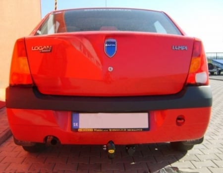 Carlig remorcare Dacia Logan dupa 2004 marca Autohak [6]