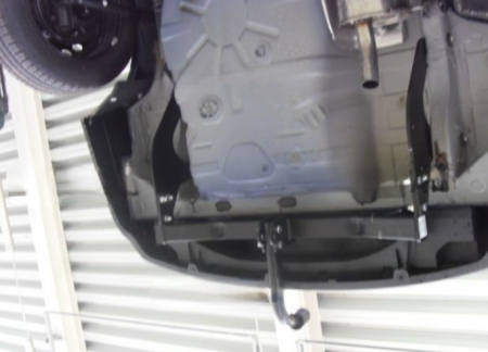 Carlig remorcare Dacia MCV dupa 2013 marca Autohak G 81 S [6]