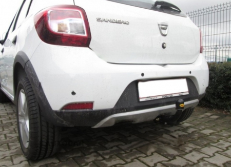 Carlig remorcare Dacia Sandero Stepway 2013 - 2020 marca Autohak [11]