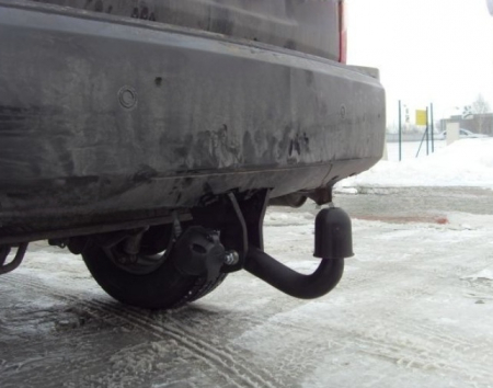 Carlig remorcare Dodge Nitro dupa 2007 marca Autohak [1]