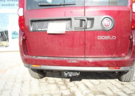 Carlig remorcare Fiat Doblo dupa 2009 demontabil automat cu maneta marca Autohak [4]