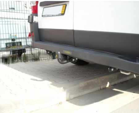 Carlig remorcare Fiat Ducato 3 duba L1 L2 L3 dupa 2006 marca Autohak [2]