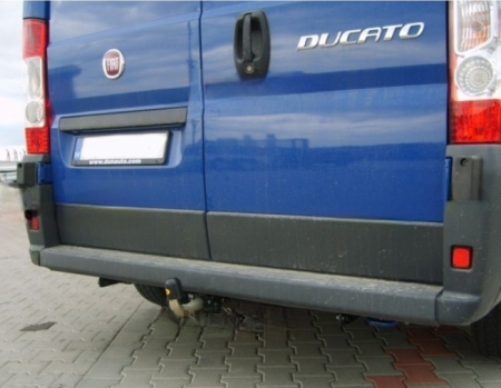 Carlig remorcare Fiat Ducato duba L1, L2, L3 dupa 2006 demontabil automat cu maneta marca Autohak [1]