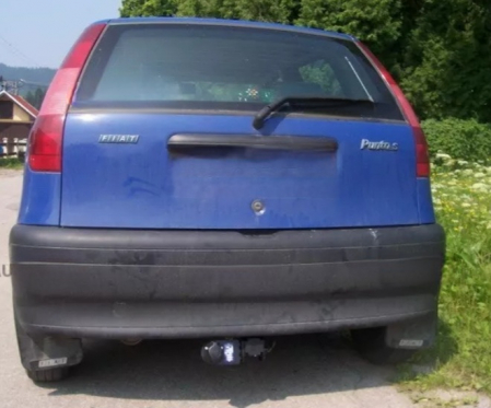 Carlig remorcare Fiat Punto 3/5 usi 1994 - 1999 demontabil automat cu maneta marca Autohak [1]