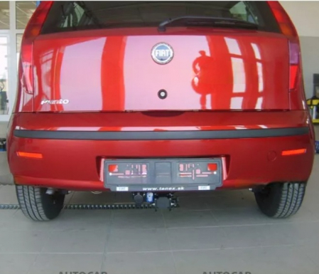 Carlig remorcare Fiat Punto 3/5 usi 1999 -2011 demontabil automat cu maneta marca Autohak [1]