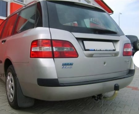 Carlig remorcare Fiat Stilo Multivagon 2003 - 2008 demontabil automat cu maneta marca Autohak [3]