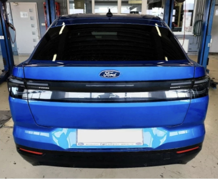 Cârlig remorcare vertical automat Ford Capri SUV (2024 - prezent) Auto-Hak K 81V - karmaster.ro [5]
