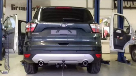 Carlig remorcare Ford Kuga dupa 2013 demontabil automat cu maneta marca Autohak [2]