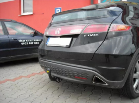 Carlig remorcare Honda Civic 5 usi dupa 2005 marca Autohak [1]