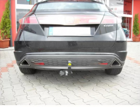 Carlig remorcare Honda Civic 5 usi dupa 2005 marca Autohak [2]