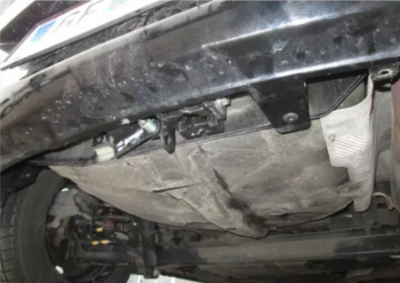 Carlig remorcare Hyundai i20 2009 - 2014 demontabil automat vertical marca Autohak [5]