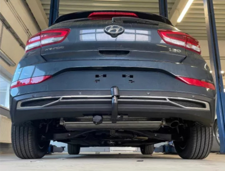 Carlig remorcare Hyundai i30 3/5 usi 2017 - 2018 demontabil automat vertical marca Autohak [11]