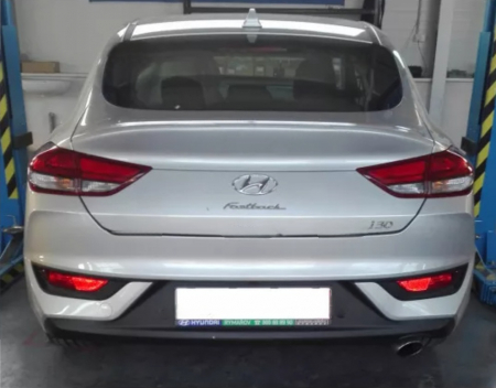 Carlig remorcare Hyundai i30 Fastback dupa 2018 demontabil automat vertical marca Autohak [6]