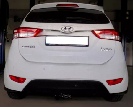 Carlig remorcare Hyundai ix20 dupa 2010 demontabil automat cu maneta marca Autohak [1]