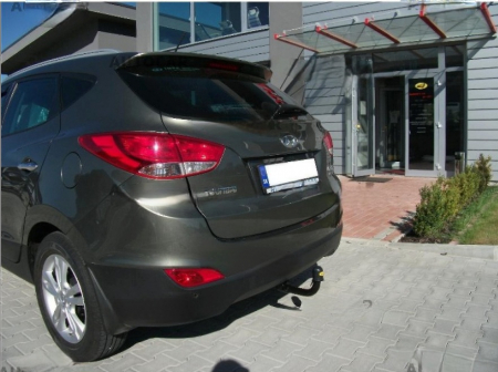 Carlig remorcare Hyundai ix35 dupa 2010 demontabil automat vertical marca Autohak [5]