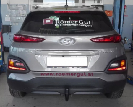 Carlig remorcare Hyundai Kona dupa 2017 (benzina) demontabil automat vertical marca Autohak [3]