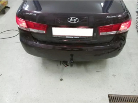 Carlig remorcare Hyundai Sonata 4 usi dupa 2005 marca Autohak [2]