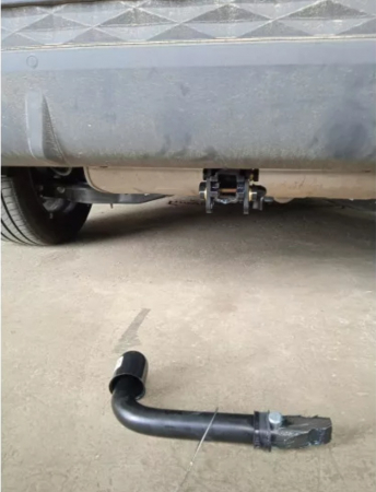 Carlig remorcare Hyundai Tucson dupa 11/2020 demontabil automat cu maneta marca Autohak [4]