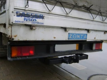 Carlig remorcare Iveco Daily fabricat intre1989 - 04.1999 [7]