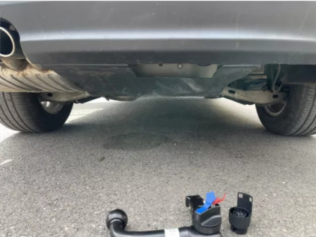 Carlig remorcare Jaguar F-Pace 05.2016 - prezent demontabil automat vertical marca Autohak [7]
