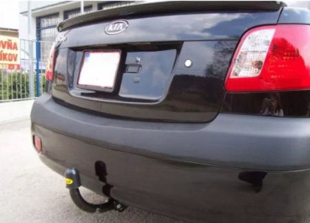 Carlig remorcare Kia Rio 4 usi fabricata intre 2005 - 2011 [1]
