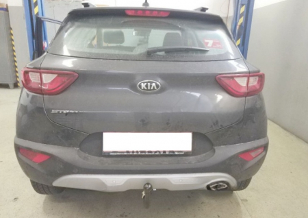 Carlig remorcare Kia Stonic dupa 2017 demontabil automat vertical marca Autohak [8]
