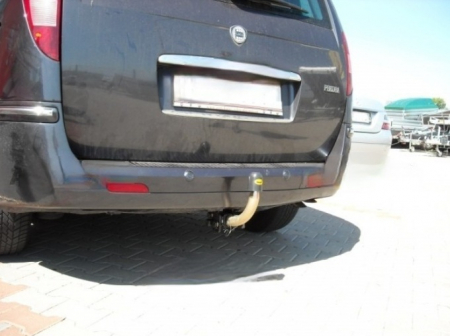 Carlig remorcare Lancia Phedra 2002 - 2010 demontabil automat cu maneta marca Autohak [3]