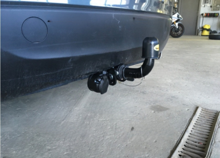 Carlig remorcare Mazda 3 htb 2013 - 2018 demontabil automat cu maneta marca Autohak [5]