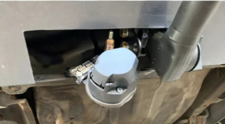 Carlig remorcare Mazda 5 dupa 2008 demontabil automat vertical marca Autohak [4]